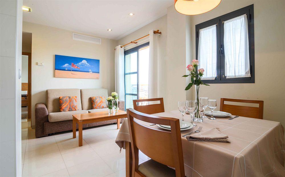 Aparthotel Bahia San Pedro del Pinatar Exteriör bild