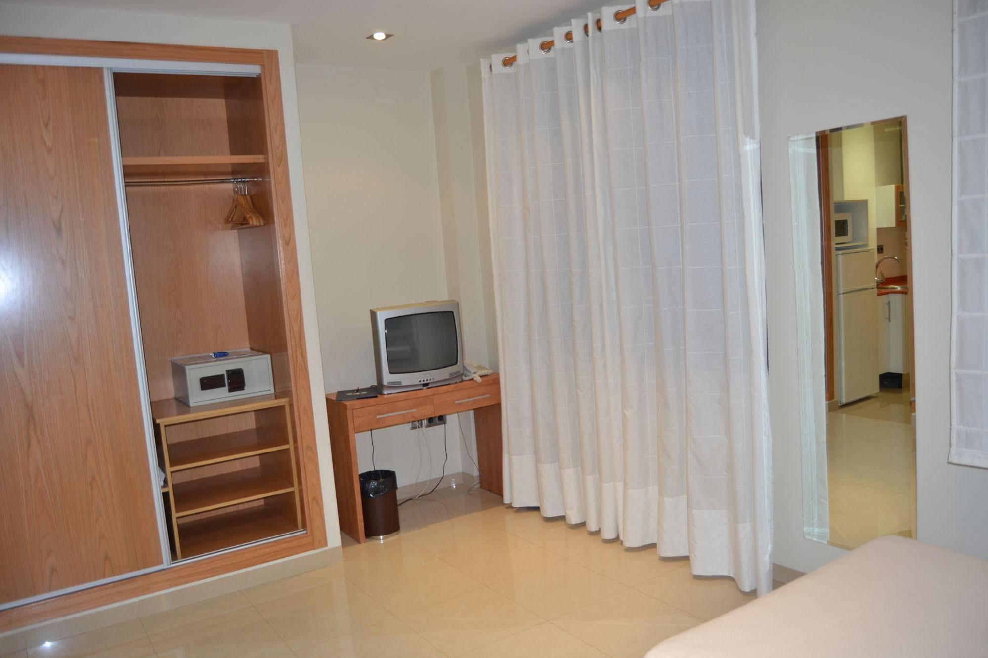Aparthotel Bahia San Pedro del Pinatar Exteriör bild